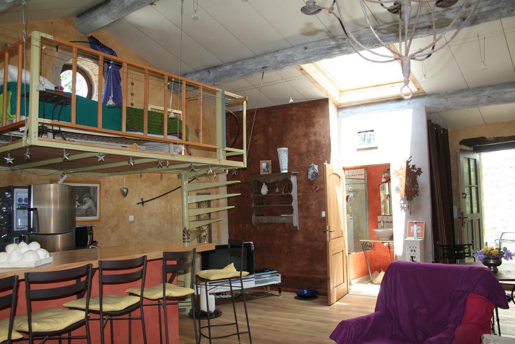 Chambre D'Hotes La Romarine Barnave Habitación foto