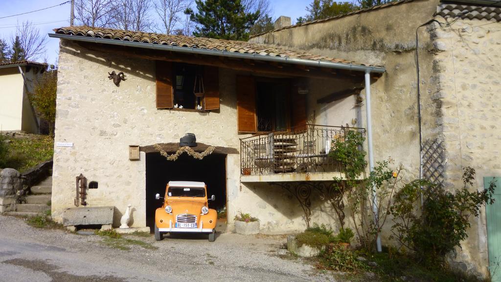 Chambre D'Hotes La Romarine Barnave Exterior foto